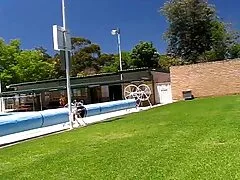 若いクリーナーを誘惑する女性 女 av 動画