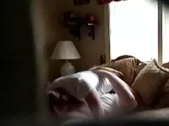 恋人と背の高い人に乗って二つの円形の美しさ 無料 エロ 動画 女 向け