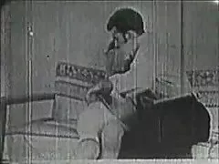 脂肪黒人女性は彼女の顔で犯された後に異人種間の取りました 女 マッサージ 師 エロ