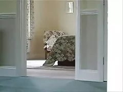 変態短剣ガールフレンドなめ、ベッドの上に剃毛した商品 女 の エロ 動画