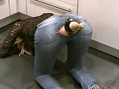 金髪slut楽しんで性別にすべての穴 巨大 女 えろ