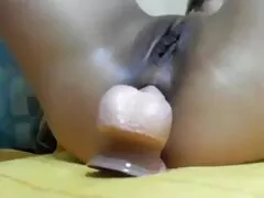 私は赤毛の女の子の猫を舐めて床を運転しました エロ い おんな